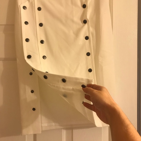 Venus Skirt - Picture 3 of 8